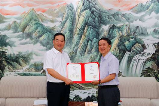 说明: //news.novel-h.com/__local/5/1F/FD/3F74C991D781AA48C9382A77949_1D8644B2_2944B.jpg